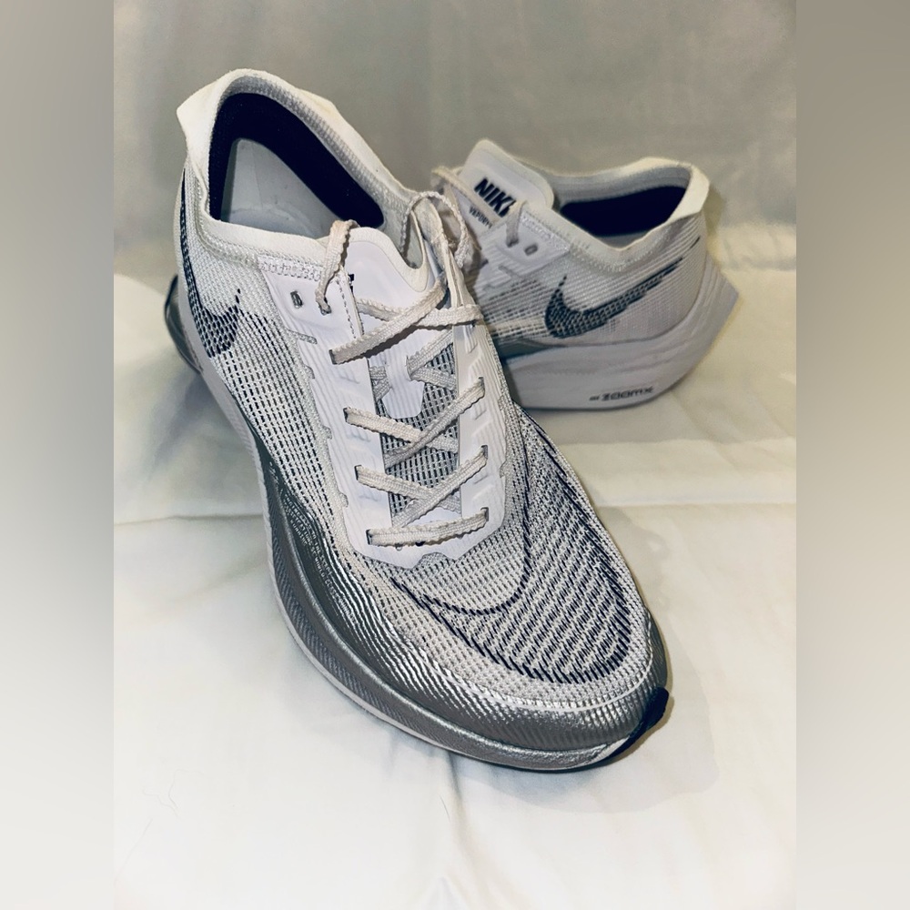 Nike ZoomX Vaporfly Next% 2 ‘White Metallic Silver’